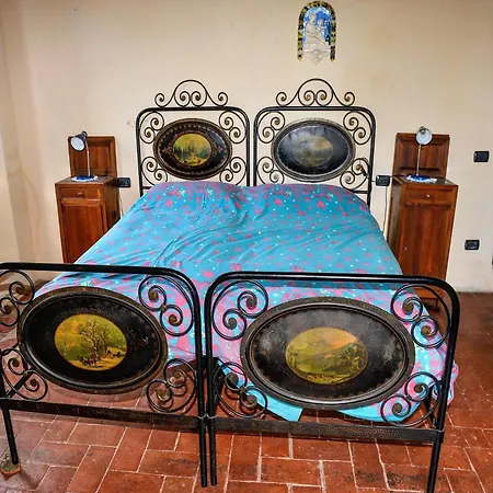 In With Scenic Views Дом отдыха Modigliana