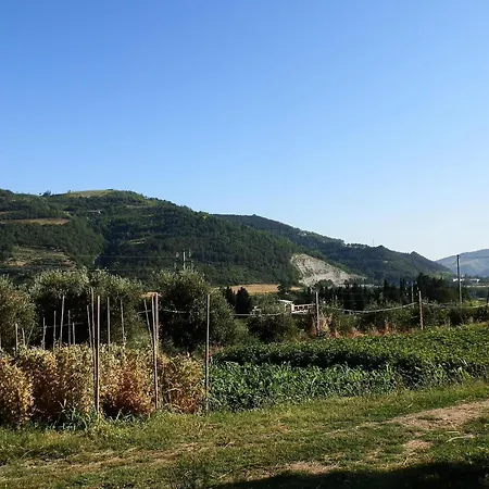 In With Scenic Views Modigliana