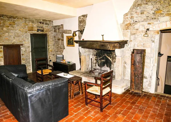 In With Scenic Views * Modigliana