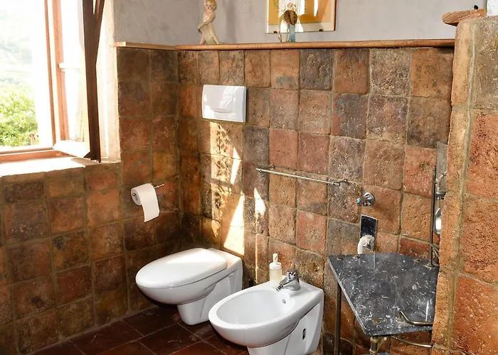 In With Scenic Views * Modigliana